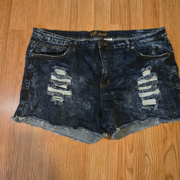 VIP Jeans Distressed Denim Shorts - Picture 1 of 5
